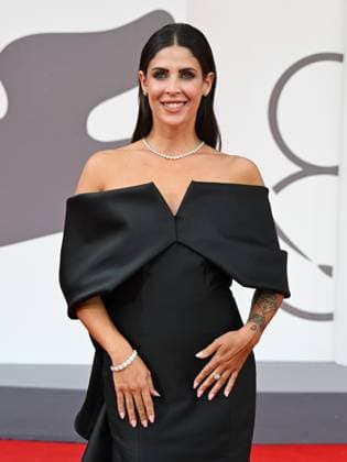 Venice, 82nd Venice International Film Festival 2025 - Evening 3 - Red Carpet for the film After The Hunt - Pictured: Martina Luchena  Copyright: xManuelexMangiarottix xipa-agency.netx xPoolxPhotoxEventsx06x IPA_Agency_IPA63582831