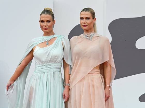 Venice, 82nd Venice International Film Festival 2025 - evening 3 - red carpet of the film After The Hunt - Pictured: Lady Amelia and Eliza Spencer  Copyright: xManuelexMangiarottix xipa-agency.netx xPoolxPhotoxEventsx06x IPA_Agency_IPA63582685