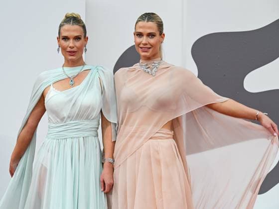 Venice, 82nd Venice International Film Festival 2025 - evening 3 - red carpet of the film After The Hunt - Pictured: Lady Amelia and Eliza Spencer  Copyright: xManuelexMangiarottix xipa-agency.netx xPoolxPhotoxEventsx06x IPA_Agency_IPA63582689