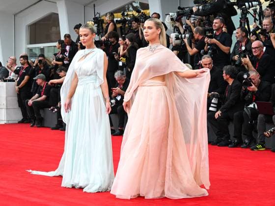 Venice, 82nd Venice International Film Festival 2025 - Evening 3 - The red carpet for the film After The Hunt. Pictured are Lady Amelia and Eliza Spencer.  Copyright: xLadyxAmeliaxedxElizaxSpencerx xipa-agency.netx xPoolxPhotoxEventsx06x IPA_Agency_IPA63582761