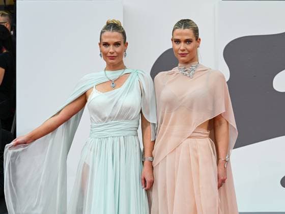 Venice, ITALY: Venice, 82nd Venice International Film Festival 2025 - evening 3 - red carpet of the film After The Hunt - Pictured: Lady Amelia and Eliza Spencer Venice ITALY  - ZUMAp169 20250829_zea_p169_818 Copyright: xManuelexMangiarottix