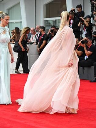 Venice, Italy: Venice, 82nd Venice International Film Festival 2025 - Evening 3 - The red carpet for the film After The Hunt. Pictured are Lady Amelia and Eliza Spencer. Venice Italy  - ZUMAp169 20250829_zea_p169_827 Copyright: xLadyxAmeliaxedxElizaxSpencerx