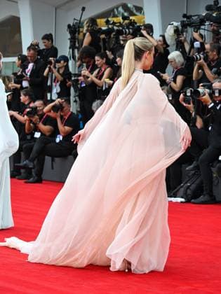 Venice, Italy: Venice, 82nd Venice International Film Festival 2025 - Evening 3 - The red carpet for the film After The Hunt. Pictured are Lady Amelia and Eliza Spencer. Venice Italy  - ZUMAp169 20250829_zea_p169_830 Copyright: xLadyxAmeliaxedxElizaxSpencerx