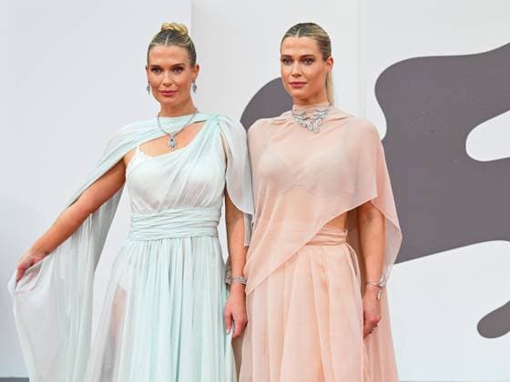 Venice, Italy: Venice, 82nd Venice International Film Festival 2025 - Evening 3 - The red carpet for the film After The Hunt. Pictured are Lady Amelia and Eliza Spencer. Venice Italy  - ZUMAp169 20250829_zea_p169_850 Copyright: xLadyxAmeliaxedxElizaxSpencerx