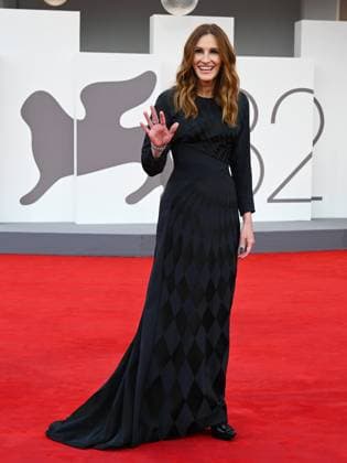 Venice, 82nd Venice International Film Festival 2025 - Evening 3 - Red Carpet for the film After The Hunt - Pictured: Julia Roberts  Copyright: xManuelexMangiarottix xipa-agency.netx xPoolxPhotoxEventsx06x IPA_Agency_IPA63583283