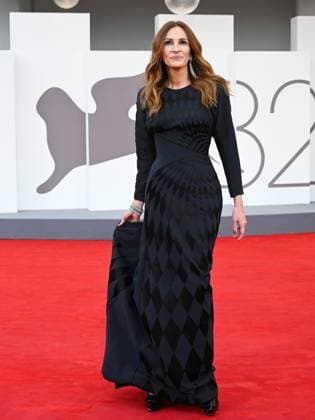 Venice, 82nd Venice International Film Festival 2025 - Evening 3 - Red Carpet for the film After The Hunt - Pictured: Julia Roberts  Copyright: xManuelexMangiarottix xipa-agency.netx xPoolxPhotoxEventsx06x IPA_Agency_IPA63583297