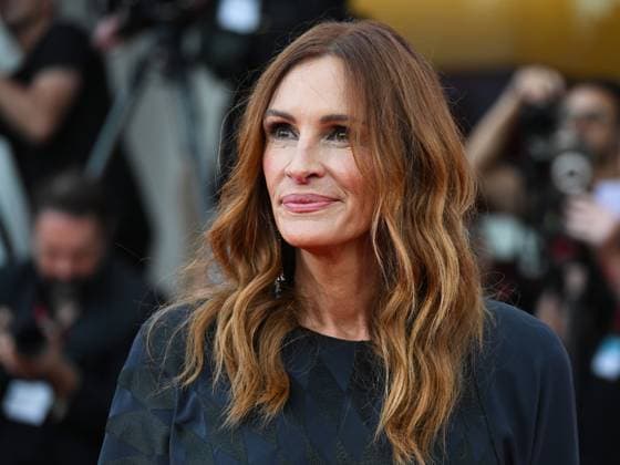 Venice, 82nd Venice International Film Festival 2025 - Evening 3 - Red Carpet for the film After The Hunt - Pictured: Julia Roberts  Copyright: xManuelexMangiarottix xipa-agency.netx xPoolxPhotoxEventsx06x IPA_Agency_IPA63583446