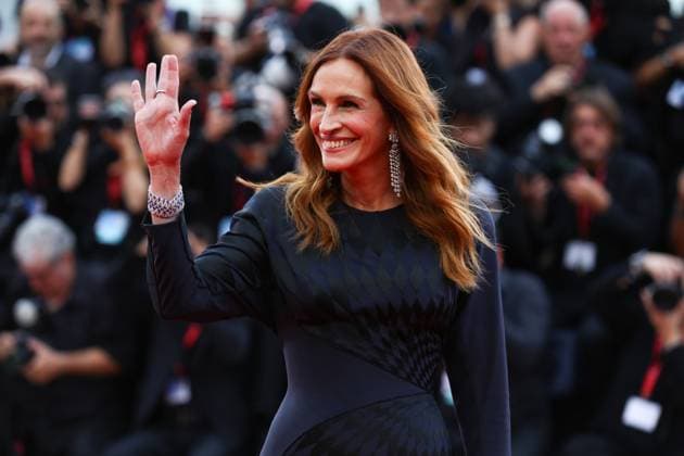 August 29, 2025, Venice, Veneto, Italy: JULIA ROBERTS dazzles on the red carpet for the After the Hunt Premiere screening at the 82nd Venice Film Festival at the Venice Lido, Italy. Venice Italy - ZUMAc179 20250829_zep_c179_109 Copyright: xMickaelxChavetx