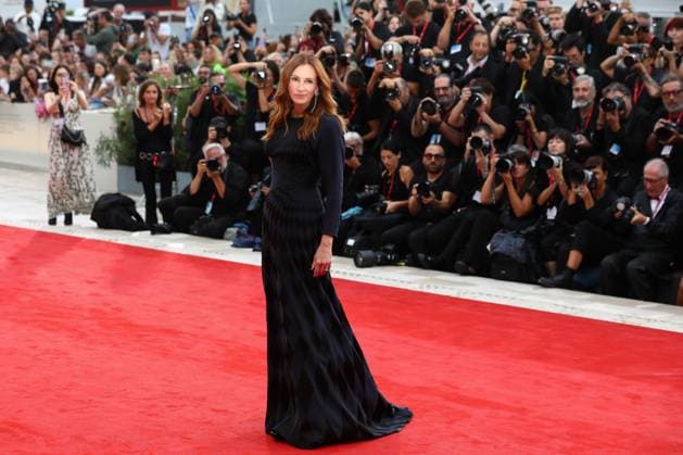 August 29, 2025, Venice, Veneto, Italy: JULIA ROBERTS on the red carpet for the After the Hunt Premiere screening at the 82nd Venice Film Festival at the Venice Lido, Italy. Venice Italy - ZUMAc179 20250829_zep_c179_125 Copyright: xMickaelxChavetx