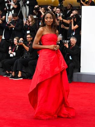 Venice, Italy: Venice, 82nd Venice International Film Festival 2025 - Evening 3 - The red carpet for the film After The Hunt. Pictured: Ayo Edebiri Venice Italy  - ZUMAp169 20250829_zea_p169_1010 Copyright: xManuelexMangiarottix