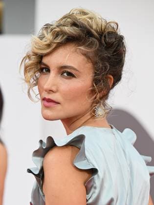 Venice, 82nd Venice International Film Festival 2025 - Evening 3 - Red Carpet for the film After The Hunt - Pictured: Noemi Brando  Copyright: xManuelexMangiarottix xipa-agency.netx xPoolxPhotoxEventsx06x IPA_Agency_IPA63584683