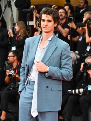 Venice, 82nd Venice International Film Festival 2025 - Evening 3 - The red carpet for the film After The Hunt. Pictured is Andrew Garfield.  Copyright: xManuelexMangiarottix xipa-agency.netx xPoolxPhotoxEventsx06x IPA_Agency_IPA63585048