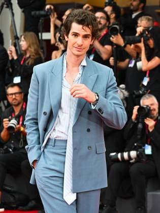 Venice, 82nd Venice International Film Festival 2025 - Evening 3 - The red carpet for the film After The Hunt. Pictured is Andrew Garfield.  Copyright: xManuelexMangiarottix xipa-agency.netx xPoolxPhotoxEventsx06x IPA_Agency_IPA63585050