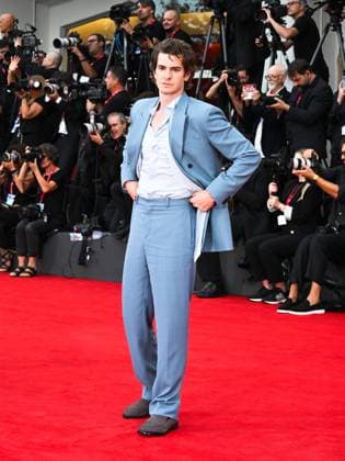 Venice, Italy: Venice, 82nd Venice International Film Festival 2025 - Evening 3 - The red carpet for the film After The Hunt. Pictured is Andrew Garfield. Venice Italy  - ZUMAp169 20250829_zea_p169_1087 Copyright: xManuelexMangiarottix