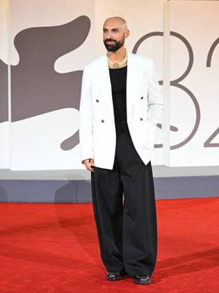 Venice, 82nd Venice International Film Festival 2025 - Evening 3 - The Red Carpet for the Film Eojjeol Suga Eopda (No Other Choice). Pictured is Lorenzo Bises.  Copyright: xManuelexMangiarottix xipa-agency.netx xPoolxPhotoxEventsx06x IPA_Agency_IPA63588715