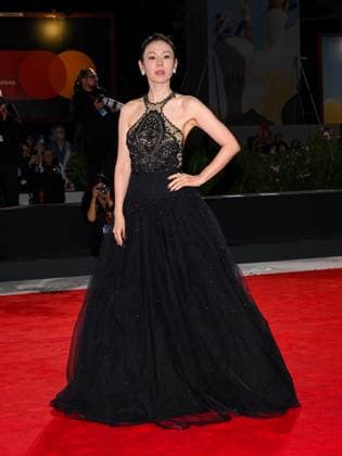 Venice, 82nd Venice International Film Festival 2025 - Evening 3 - Red Carpet for the film Calle Malaga - Pictured: Son Ye-Jin  Copyright: xAlbertoxTerenghix xipa-agency.netx xPoolxPhotoxEventsx06x IPA_Agency_IPA63589125