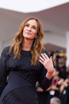 Premiere du film After the Hunt lors du 82eme Festival du film de Venise - Mostra 2025 Premiere du film After the Hunt lors du 82eme Festival du film de Venise - Mostra 2025 - Julia Roberts attends the After the Hunt red carpet during the 82nd Venice International Film Festival on August 29, 2025 in Venice, Italy.  Copyright: xKazukoxWakayamax
