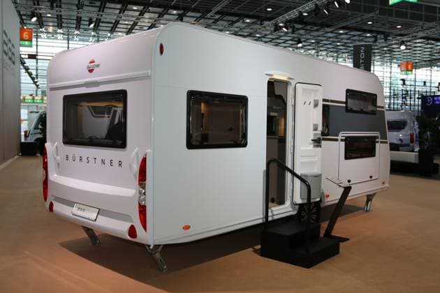 Wohnwagen Bürstner B66 510 TK Plus, Caravan Salon Düsseldorf (29.08. - 07.09.2025, Messe Düsseldorf, Weltleitmesse für mobiles Reisen, weltgrößte Messe für Reisemobile und Caravans, Camping & Caravaning, mobiler Urlaub), Düsseldorf (D) *** Caravan Bürstner B66 510 TK Plus, Caravan Salon Düsseldorf 29 08 07 09 2025, Messe Düsseldorf, worlds leading trade fair for mobile travel, worlds largest trade fair for motorhomes and caravans, camping caravanning, mobile vacation, Düsseldorf D