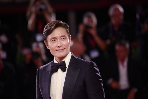 82nd Venice Film Festival - Eojjeol suga eopda (No Other Choice) VENICE, ITALY - AUGUST 29: Korean actor Lee Byung-hun attends the red carpet of the film Eojjeol suga eopda (No Other Choice) at the 82nd Venice Film Festival in Venice, Italy on August 29th, 2025 Marco Barada Anadolu Venice Italy. Editorial use only. Please get in touch for any other usage.  Copyright: x2025xAnadoluxMarcoxBaradax