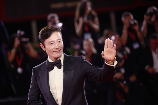 82nd Venice Film Festival - Eojjeol suga eopda (No Other Choice) VENICE, ITALY - AUGUST 29: Korean actor Lee Byung-hun attends the red carpet of the film Eojjeol suga eopda (No Other Choice) at the 82nd Venice Film Festival in Venice, Italy on August 29th, 2025 Marco Barada Anadolu Venice Italy. Editorial use only. Please get in touch for any other usage.  Copyright: x2025xAnadoluxMarcoxBaradax