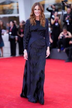 After The Hunt Red Carpet - The 82nd Venice International Film Festival in Italy - 29 Aug 2025 Julia Roberts attends the After The Hunt red carpet during the 82nd Venice International Film Festival. Venice Lido Italy Copyright: xDanielexCifala x xSOPAxImagesx _CIF6684