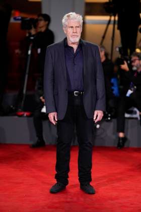 Eojjeol Suga Eopda (No Other Choice) Red Carpet - The 82nd Venice International Film Festival in Italy - 29 Aug 2025 Ron Perlman attends the Eojjeol Suga Eopda (No Other Choice) red carpet during the 82nd Venice International Film Festival. Venice Lido Italy Copyright: xDanielexCifala x xSOPAxImagesx _CIF6954