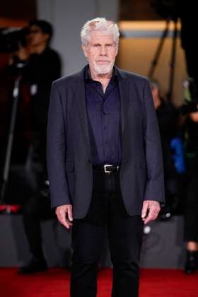 Eojjeol Suga Eopda (No Other Choice) Red Carpet - The 82nd Venice International Film Festival in Italy - 29 Aug 2025 Ron Perlman attends the Eojjeol Suga Eopda (No Other Choice) red carpet during the 82nd Venice International Film Festival. Venice Lido Italy Copyright: xDanielexCifala x xSOPAxImagesx _CIF6967