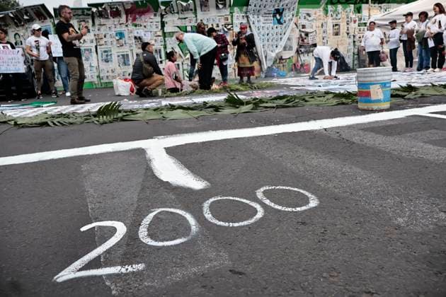 August 30, 2025, Mexico, Cdmx, Mexico: To commemorate the International Day of the Victims of Enforced Disappearances, a group of search groups gathered at the Glorieta de las y los Desaparecidos (Glorieta of the Disappeared) in Mexico City. Here, they held an ecumenical event in memory of their missing relatives throughout the country. During this demonstration, they cleaned the wall covering the roundabout to post more and new search cards. The missing persons crisis in Mexico is growing daily, with more than 130,000 missing persons reported so far this year. Mexico Mexico - ZUMAp204 20250830_zip_p204_007 Copyright: xJosuexPerezx