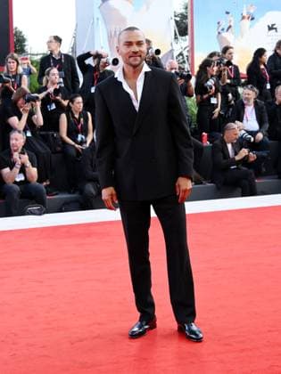 Venice, Italy: Venice, 82nd Venice International Film Festival 2025 - evening 4 - red carpet of the film Frankenstein Pictured: Jesse Williams Venice Italy  - ZUMAp169 20250830_zea_p169_1216 Copyright: xAlbertoxTerenghi PoolxxEvenx