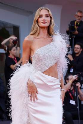 Rosie Huntington-Whiteley bei der Premiere des Kinofilms Frankenstein auf der Biennale di Venezia 2025 82. Internationale Filmfestspiele von Venedig im Palazzo del Cinema. Venedig, 30.08.2025