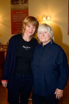 Carmen-Maja Antoni mit Tochter Jennipher Antoni bei der Gala zum 80. Geburtstag von Carmen-Maja Antoni im Schlosspark Theater. Berlin, 30.08.2025 *** Carmen Maja Antoni with daughter Jennipher Antoni at the gala for Carmen Maja Antonis 80th birthday at the Schlosspark Theater Berlin, 30 08 2025 Foto:xM.xWehnertx xFuturexImagex antoni_5913