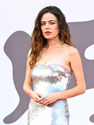 Venice, Italy: Venice, 82nd Venice International Film Festival 2025 - Evening 4 - Red Carpet for the Film Frankenstein. Pictured: Molly Gordon Venice Italy  - ZUMAp169 20250830_zea_p169_1430 Copyright: xManuelexMangiarottix