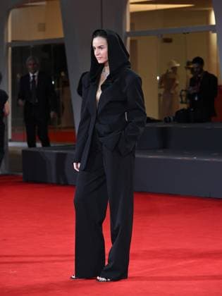 Venice, Italy: Venice, 82nd Venice International Film Festival 2025 - Evening 4 - Red Carpet for the film Valley of Smiles. Pictured: Kasia Smutniak Venice Italy  - ZUMAp169 20250830_zea_p169_2191 Copyright: xSimonexComix