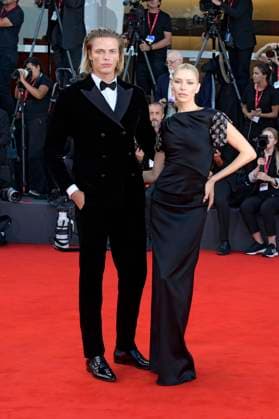 Lena Perminova mit Freund Taras Romanov bei der Premiere des Kinofilms Frankenstein auf der Biennale di Venezia 2025 82. Internationale Filmfestspiele von Venedig im Palazzo del Cinema. Venedig, 30.08.20