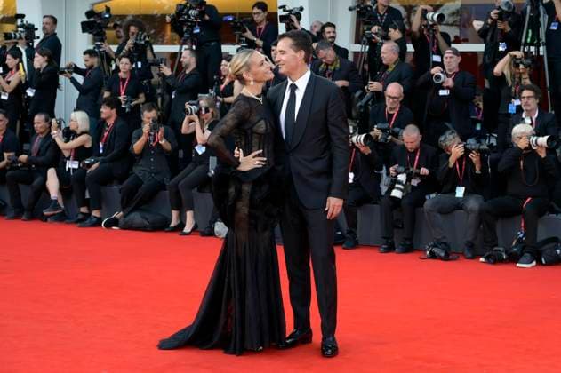 Molly Sims mit Ehemann Scott Stuber bei der Premiere des Kinofilms Frankenstein auf der Biennale di Venezia 2025 82. Internationale Filmfestspiele von Venedig im Palazzo del Cinema. Venedig, 30.08.20