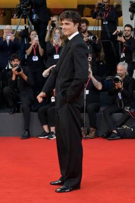 Jacob Elordi bei der Premiere des Kinofilms Frankenstein auf der Biennale di Venezia 2025 82. Internationale Filmfestspiele von Venedig im Palazzo del Cinema. Venedig, 30.08.20