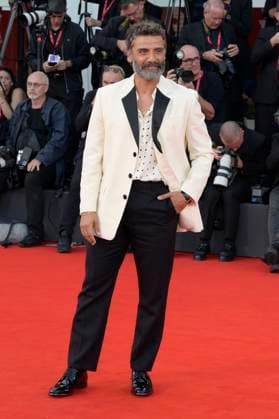 Oscat Isaac bei der Premiere des Kinofilms Frankenstein auf der Biennale di Venezia 2025 82. Internationale Filmfestspiele von Venedig im Palazzo del Cinema. Venedig, 30.08.20