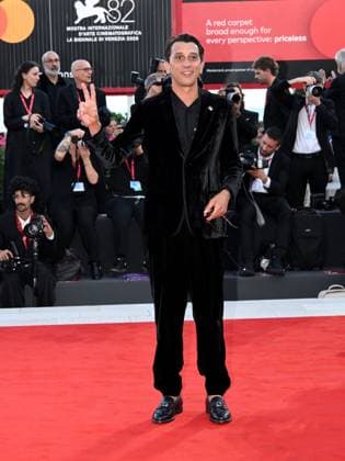 Venice, 82nd Venice International Film Festival 2025 - Evening 4 - KINEO AWARD red carpet Pictured: Corrado Fortuna  Copyright: xAlbertoxTerenghi PoolxPhotoxEventsx06x xipa-agency.netx xPoolxPhotoxEventsx06x IPA_Agency_IPA63696541