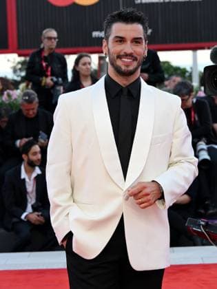 Venice, Italy: Venice, 82nd Venice International Film Festival 2025 - Evening 4 - KINEO AWARD red carpet Pictured: Aras Ayd?n Venice Italy  - ZUMAp169 20250830_zea_p169_2526 Copyright: xAlbertoxTerenghi PoolxxEvenx