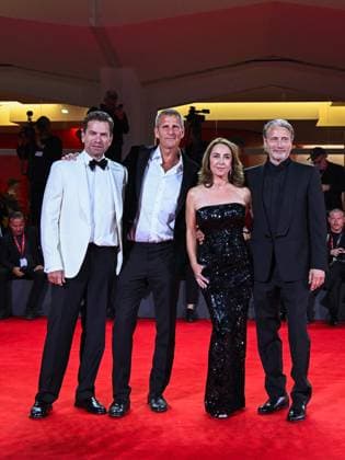 Venice, ITALY: Venice, 82nd Venice International Film Festival 2025 - Evening 4 - Red Carpet of the Film The Last Viking - In the photo: Anders Thomas Jensen, Sofie Grabol, Nikolaj Lie Kaas Mads Mikkelsen, Venice ITALY  - ZUMAp169 20250830_zea_p169_2126 Copyright: xManuelexMangiarottix