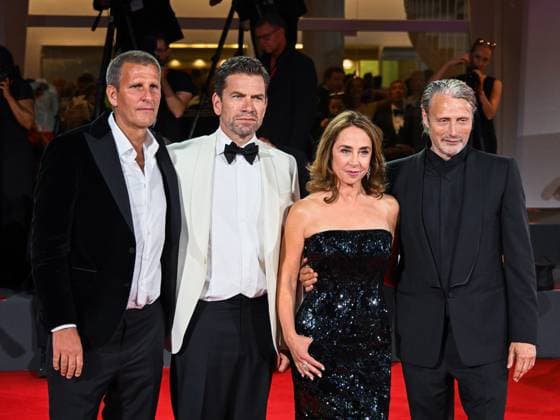 Venice, ITALY: Venice, 82nd Venice International Film Festival 2025 - Evening 4 - Red Carpet of the Film The Last Viking - In the photo: Anders Thomas Jensen, Sofie Grabol, Nikolaj Lie Kaas Mads Mikkelsen, Venice ITALY  - ZUMAp169 20250830_zea_p169_2114 Copyright: xManuelexMangiarottix