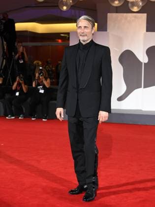 Venice, Italy: Venice, 82nd Venice International Film Festival 2025 - Evening 4 - Red Carpet for The Last Viking . Pictured: Mads Mikkelsen Venice Italy  - ZUMAp169 20250830_zea_p169_2070 Copyright: xSimonexComix