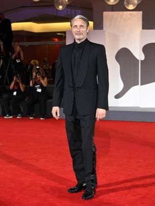 Venice, Italy: Venice, 82nd Venice International Film Festival 2025 - Evening 4 - Red Carpet for The Last Viking . Pictured: Mads Mikkelsen Venice Italy  - ZUMAp169 20250830_zea_p169_1895 Copyright: xSimonexComix