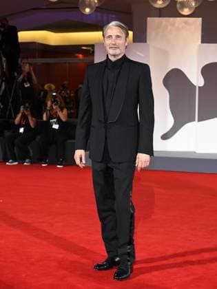 Venice, Italy: Venice, 82nd Venice International Film Festival 2025 - Evening 4 - Red Carpet for The Last Viking . Pictured: Mads Mikkelsen Venice Italy  - ZUMAp169 20250830_zea_p169_1896 Copyright: xSimonexComix