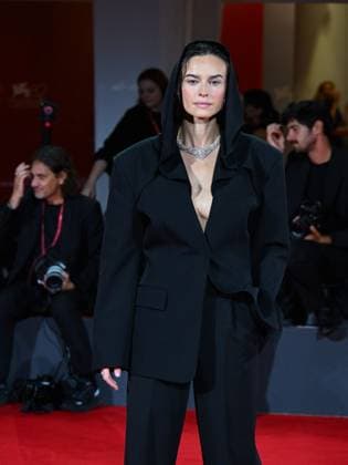 Venice, ITALY: Venice, 82nd Venice International Film Festival 2025 - Evening 4 - Red Carpet for the film The Valley of Smiles - Pictured: Kasia Smutniak Venice ITALY  - ZUMAp169 20250830_zea_p169_1913 Copyright: xManuelexMangiarottix