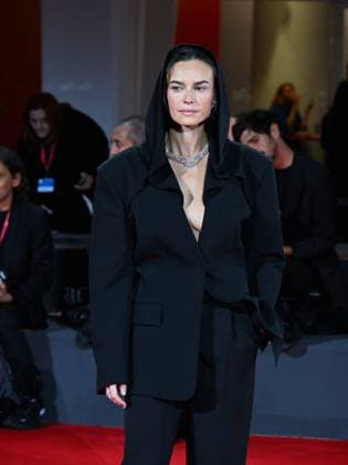 Venice, ITALY: Venice, 82nd Venice International Film Festival 2025 - Evening 4 - Red Carpet for the film The Valley of Smiles - Pictured: Kasia Smutniak Venice ITALY  - ZUMAp169 20250830_zea_p169_1926 Copyright: xManuelexMangiarottix