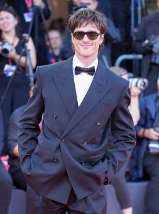 CELEBRITES : Festival international du film de Venise - ?30 08 Venice, Italy, August 30, 2025. JACOB ELORDI on the red carpet for the screening of the film Frankenstein at the 82nd Venice International Film Festival in Venice, Italy. Laurent Lairys PSNEWZ VENISEItaly  Copyright: xLaurentxLairysx
