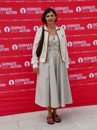 Venice, ITALY: Venice, 82nd Venice International Film Festival 2025 - Day 4 - Miu Miu Women s Tales Photocall. Pictured: Maggie Gyllenhaal. Venice ITALY  - ZUMAp169 20250830_zea_p169_2618 Copyright: xFrancescaxViecelix