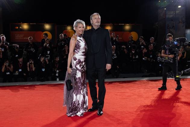 The Last Viking lors du 82eme Festival du film de Venise - Mostra 2025 The Last Viking lors du 82eme Festival du film de Venise - Mostra 2025 - Hanne Jacobsen, Mads Mikkelsen attend the Den Sidste Viking (The Last Viking) red carpet during the 82nd Venice International Film Festival on August 30, 2025 in Venice, Italy.  Copyright: xKazukoxWakayamax