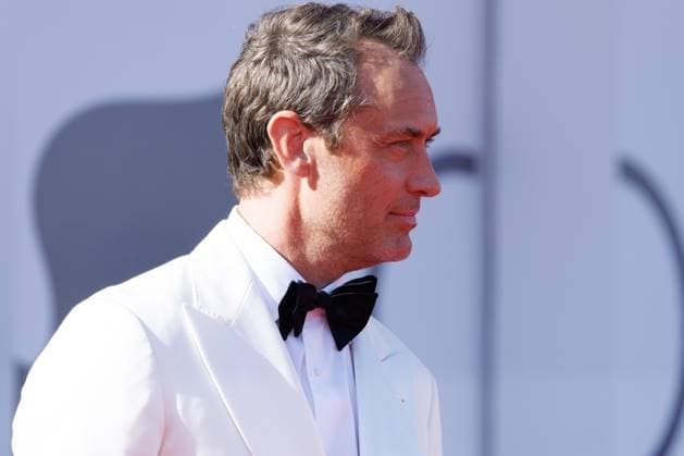 News - The Wizard Of The Kremlin (Le Mage Du Kremlin) Red Carpet - The 82nd Venice International Film Festival Jude Law attends The Wizard Of The Kremlin (Le Mage Du Kremlin) red carpet during The 82nd Venice International Film Festival at Sala Grande on August 31, 2025 in Venice, Italy. Photo: Cinzia Camela. Lido di Venezia Palazzo del cinema Italy Copyright: xCinziaxCamelax xLiveMediax LPN_2002872